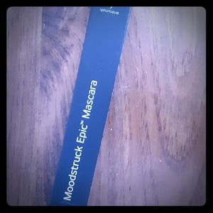 Brown Younique Moodstruck Epic Mascara
